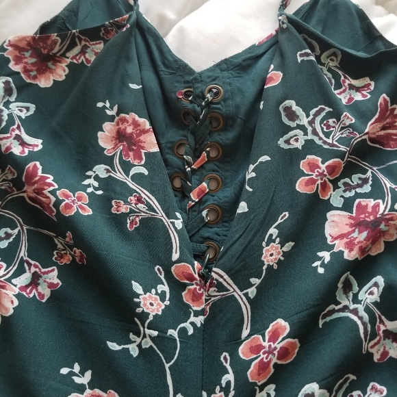 Green floral romper - Picture 5 of 5